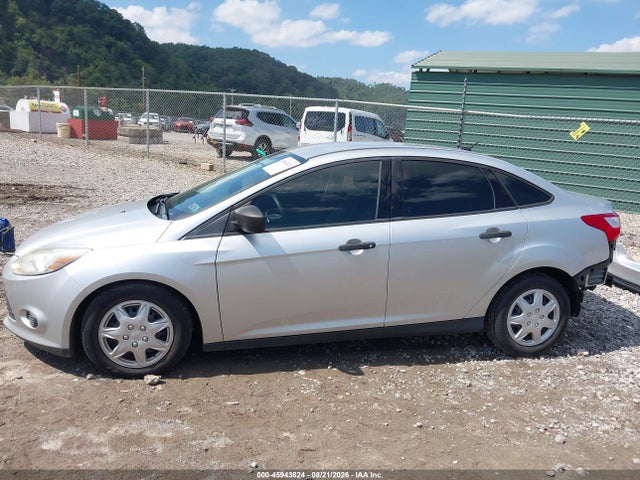 Auction sale of the 2014 Ford Focus S, vin: 1FADP3E26EL257569, lot number: 45943824