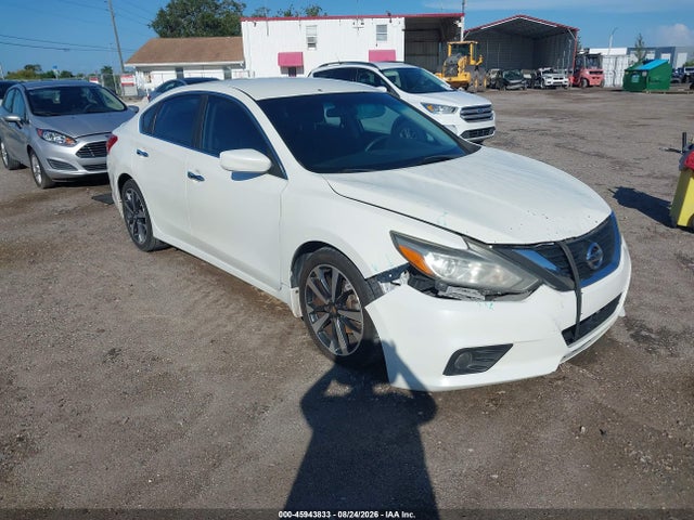 2016 Nissan Altima 2.5 Sr მანქანა იყიდება აუქციონზე, vin: 1N4AL3AP7GC234918, აუქციონის ნომერი: 45943833