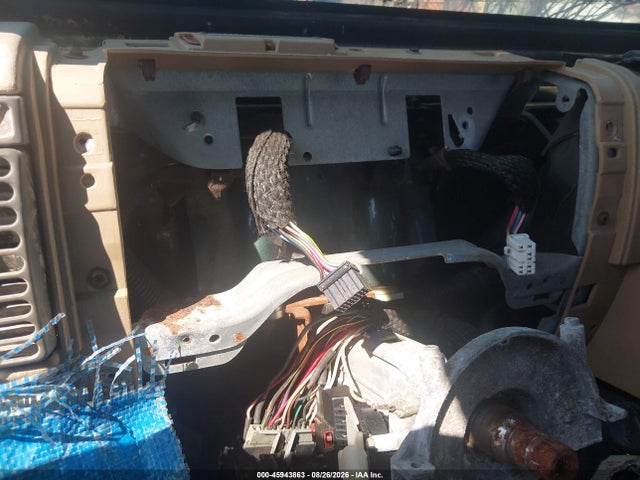 45943863 :رقم المزاد ، 1J4FA39S92P756363 vin ، 2002 Jeep Wrangler X مزاد بيع