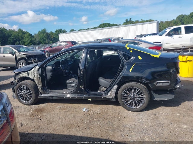 2023 Kia Forte Gt-line მანქანა იყიდება აუქციონზე, vin: 3KPF54AD0PE584423, აუქციონის ნომერი: 45943917