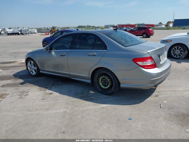 45943987 :رقم المزاد ، WDDGF5EB8AF380794 vin ، 2010 Mercedes-benz C 300 Luxury/sport مزاد بيع