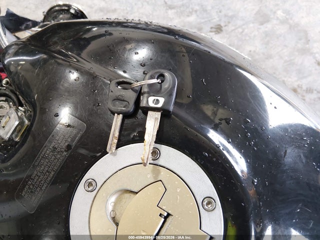 Продажа на аукционе авто 2007 Ducati Monster 695, vin: ZDM1RADM97B101179, номер лота: 45943994