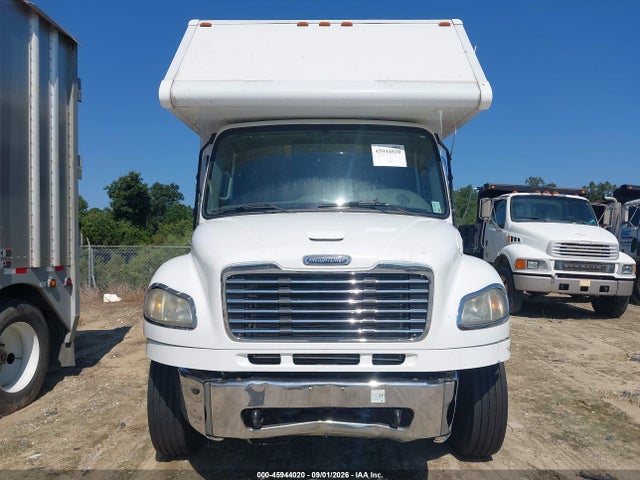 Продажа на аукционе авто 2007 Freightliner M2 106 Medium Duty, vin: 1FVACYDJ27DZ15419, номер лота: 45944020