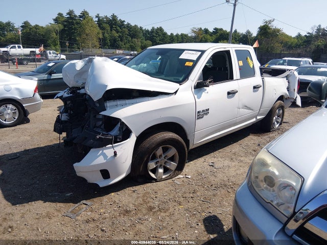 45944035 :رقم المزاد ، 1C6RR7FG0KS631713 vin ، 2019 Ram 1500 Classic Express  4x4 6'4 Box مزاد بيع