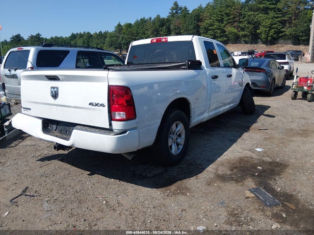 45944035 :رقم المزاد ، 1C6RR7FG0KS631713 vin ، 2019 Ram 1500 Classic Express  4x4 6'4 Box مزاد بيع