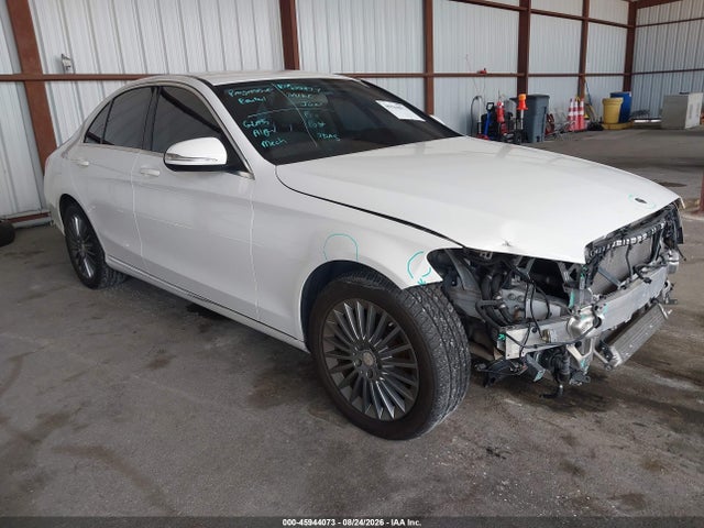 Продажа на аукционе авто 2015 Mercedes-benz C 300 Luxury 4matic, vin: 55SWF4KB3FU034599, номер лота: 45944073