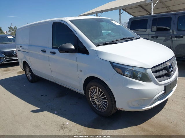 2018 WD3PG2EA3J3414049 zdjęcie główne