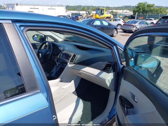45944080 :رقم المزاد ، 4T3ZA3BB7BU038893 vin ، 2011 Toyota Venza مزاد بيع