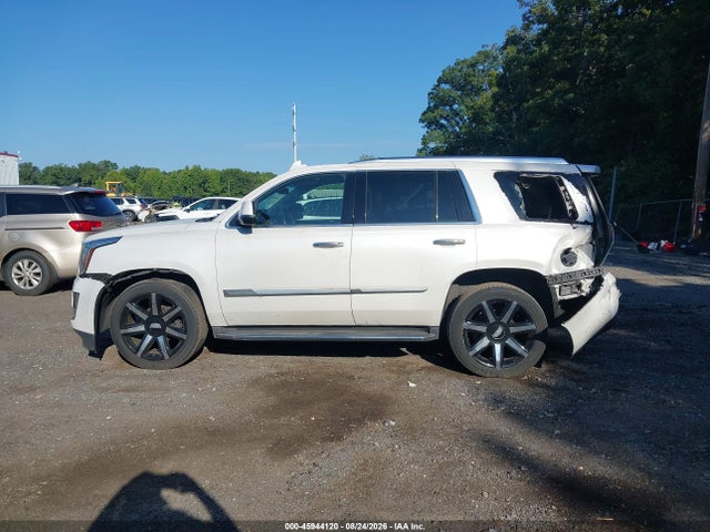 Продаж на аукціоні авто 2018 Cadillac Escalade Luxury, vin: 1GYS4BKJ0JR235827, номер лоту: 45944120