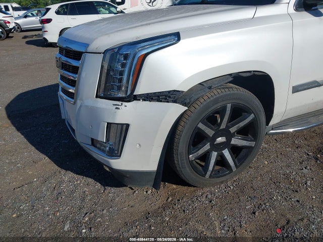 Продаж на аукціоні авто 2018 Cadillac Escalade Luxury, vin: 1GYS4BKJ0JR235827, номер лоту: 45944120
