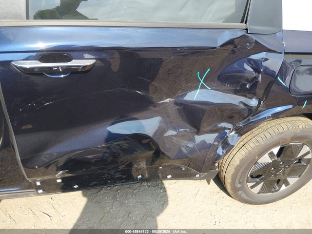 45944122 :رقم المزاد ، KNDNB5KA3V6193977 vin ، 2027 Kia Carnival Hybrid مزاد بيع