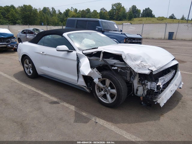 45944136 :رقم المزاد ، 1FATP8EM2G5329384 vin ، 2016 Ford Mustang V6 مزاد بيع