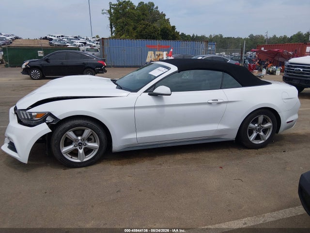 45944136 :رقم المزاد ، 1FATP8EM2G5329384 vin ، 2016 Ford Mustang V6 مزاد بيع