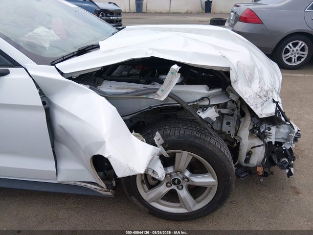 45944136 :رقم المزاد ، 1FATP8EM2G5329384 vin ، 2016 Ford Mustang V6 مزاد بيع