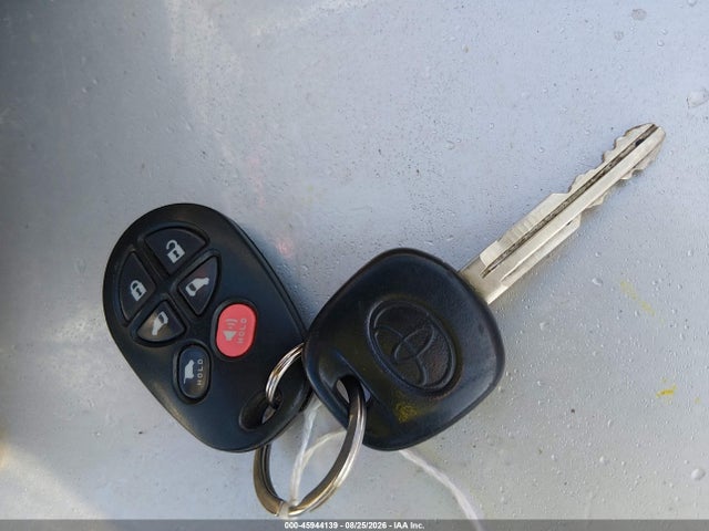 45944139 :رقم المزاد ، 5TDXZ3DC3JS912629 vin ، 2018 Toyota Sienna Se 8 Passenger مزاد بيع