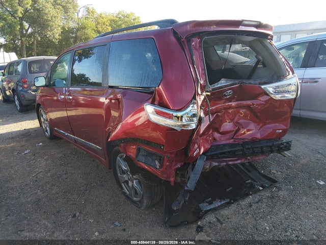 45944139 :رقم المزاد ، 5TDXZ3DC3JS912629 vin ، 2018 Toyota Sienna Se 8 Passenger مزاد بيع
