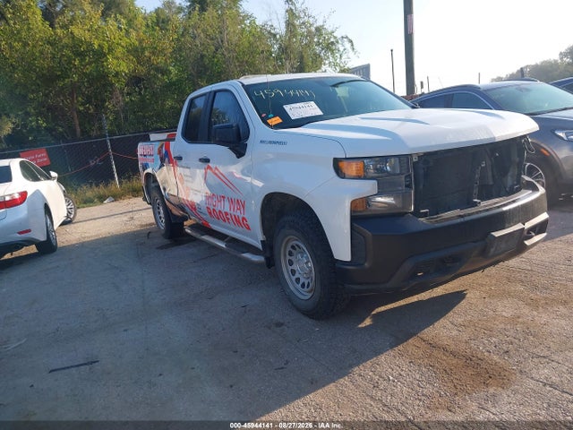 Auction sale of the 2021 Chevrolet Silverado K1500, vin: 1GCRYAEH6MZ113599, lot number: 45944141