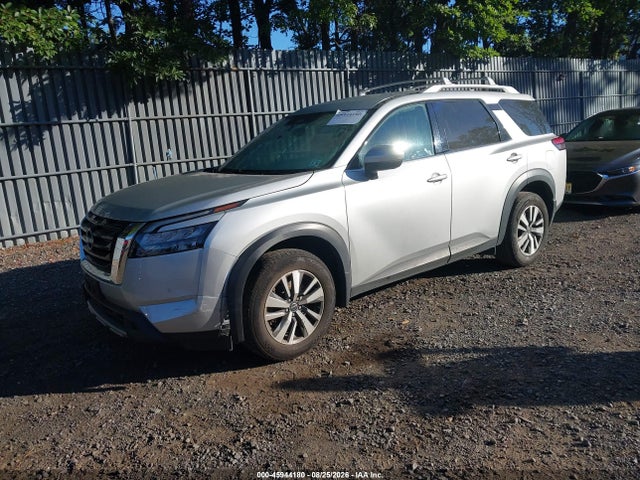 45944180 :رقم المزاد ، 5N1DR3CC8SC268516 vin ، 2025 Nissan Pathfinder Sl 4wd مزاد بيع