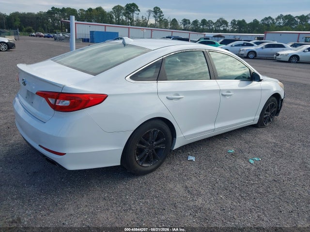 45944207 :رقم المزاد ، 5NPE24AF8FH128797 vin ، 2015 Hyundai Sonata Se مزاد بيع