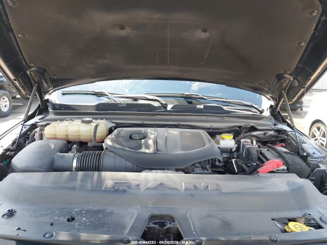 Продаж на аукціоні авто 2025 Ram 1500 Laramie  4x4 5'7 Box, vin: 1C6SRFJP9SN690339, номер лоту: 45944253