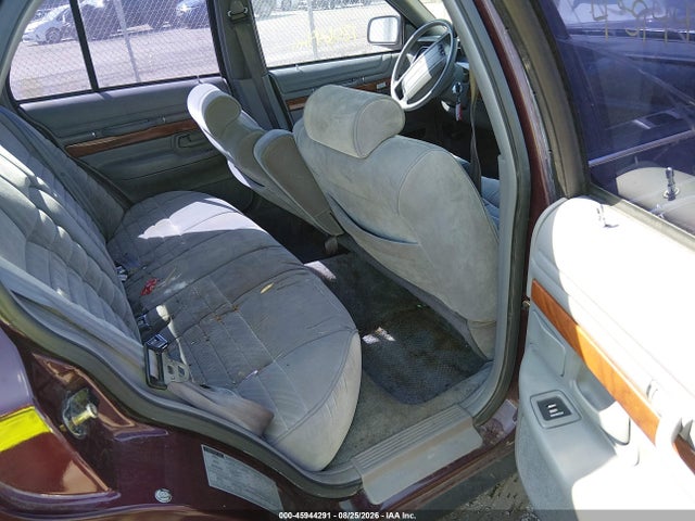 45944291 :رقم المزاد ، 2MELM74W2RX640541 vin ، 1994 Mercury Grand Marquis Gs مزاد بيع