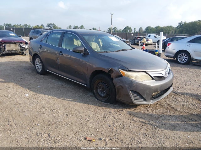 2014 Toyota Camry Le მანქანა იყიდება აუქციონზე, vin: 4T1BF1FK2EU386289, აუქციონის ნომერი: 45944297