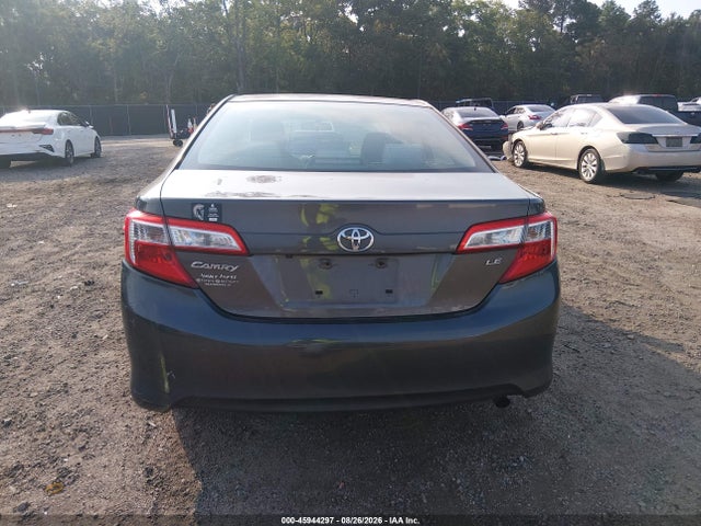 2014 Toyota Camry Le მანქანა იყიდება აუქციონზე, vin: 4T1BF1FK2EU386289, აუქციონის ნომერი: 45944297