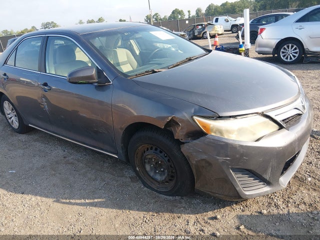 2014 Toyota Camry Le მანქანა იყიდება აუქციონზე, vin: 4T1BF1FK2EU386289, აუქციონის ნომერი: 45944297
