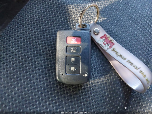 Продаж на аукціоні авто 2018 Toyota Rav4 Xle, vin: 2T3RFREV6JW737053, номер лоту: 45944325