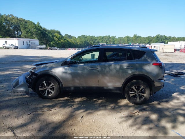 Продаж на аукціоні авто 2018 Toyota Rav4 Xle, vin: 2T3RFREV6JW737053, номер лоту: 45944325