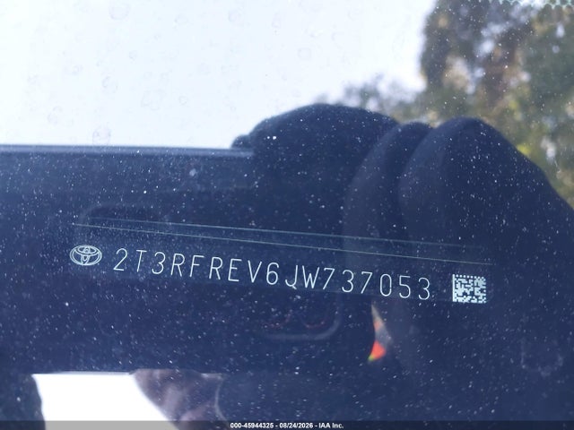 Продаж на аукціоні авто 2018 Toyota Rav4 Xle, vin: 2T3RFREV6JW737053, номер лоту: 45944325