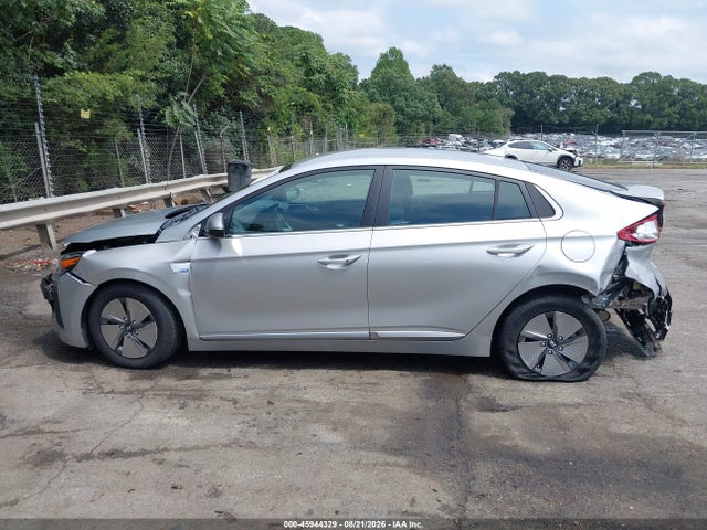 Продаж на аукціоні авто 2020 Hyundai Ioniq Hybrid Se, vin: KMHC75LC8LU227988, номер лоту: 45944329
