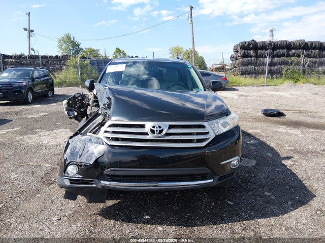 2013 Toyota Highlander Limited V6 მანქანა იყიდება აუქციონზე, vin: 5TDDK3EH1DS218995, აუქციონის ნომერი: 45944348
