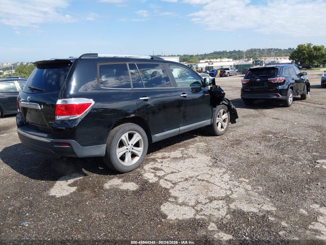 2013 Toyota Highlander Limited V6 მანქანა იყიდება აუქციონზე, vin: 5TDDK3EH1DS218995, აუქციონის ნომერი: 45944348