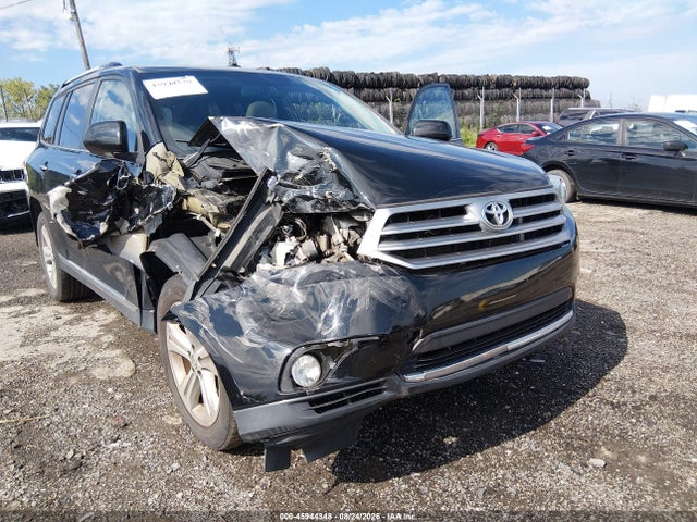 2013 Toyota Highlander Limited V6 მანქანა იყიდება აუქციონზე, vin: 5TDDK3EH1DS218995, აუქციონის ნომერი: 45944348