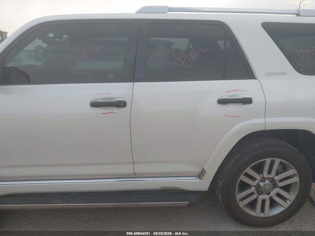 2010 Toyota 4runner Limited V6 მანქანა იყიდება აუქციონზე, vin: JTEZU5JR5A5002347, აუქციონის ნომერი: 45944351