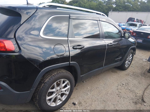 45944360 :رقم المزاد ، 1C4PJMCS1HW544578 vin ، 2017 Jeep Cherokee Latitude مزاد بيع