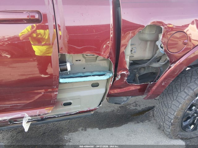 3C6UR5TL7NG145749 RAM 2500 Limited 4x4 6&#039;4 Box