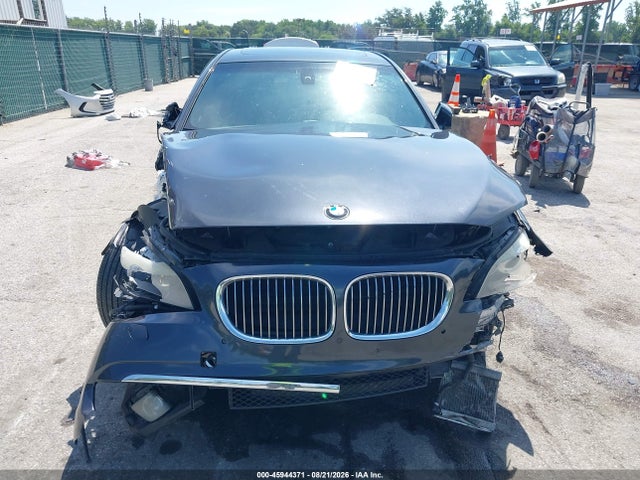 Продаж на аукціоні авто 2013 Bmw 750i, vin: WBAYA8C58DD227826, номер лоту: 45944371