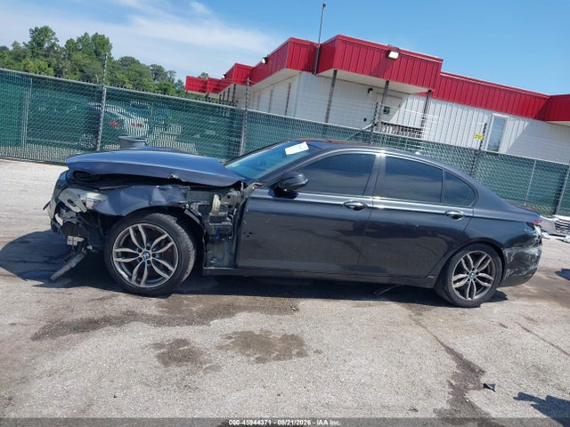 Продаж на аукціоні авто 2013 Bmw 750i, vin: WBAYA8C58DD227826, номер лоту: 45944371