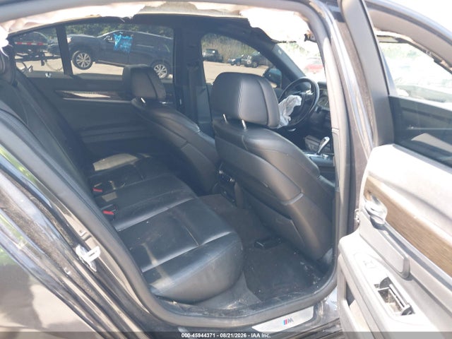 Продаж на аукціоні авто 2013 Bmw 750i, vin: WBAYA8C58DD227826, номер лоту: 45944371