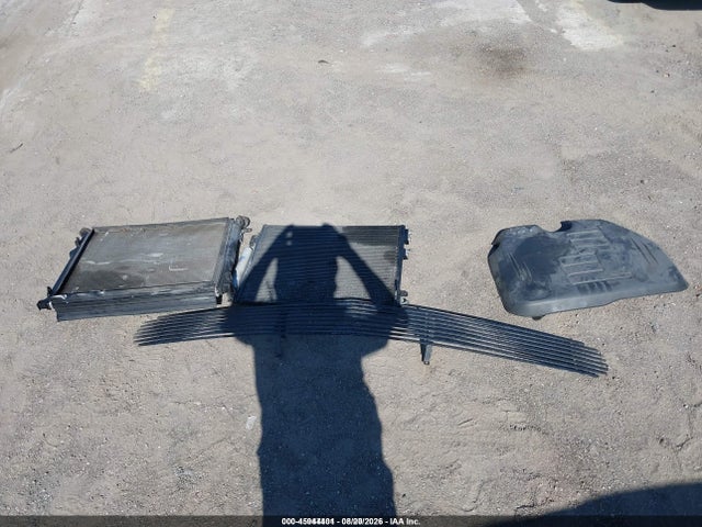 45944401 :رقم المزاد ، 2C3CDZAG2FH712066 vin ، 2015 Dodge Challenger Sxt مزاد بيع