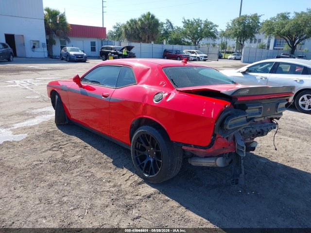 45944401 :رقم المزاد ، 2C3CDZAG2FH712066 vin ، 2015 Dodge Challenger Sxt مزاد بيع
