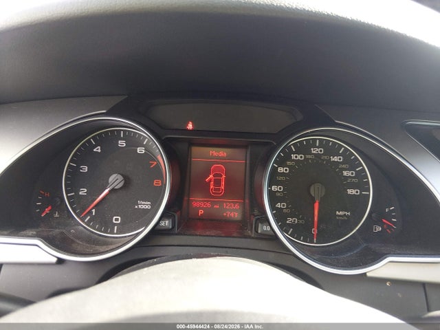 2010 Audi A5 2.0t Premium მანქანა იყიდება აუქციონზე, vin: WAULFAFR4AA009025, აუქციონის ნომერი: 45944424