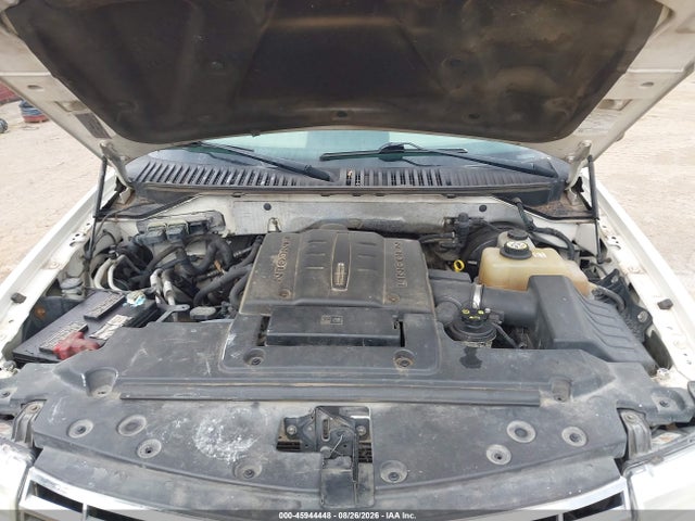 Продаж на аукціоні авто 2007 Lincoln Navigator L, vin: 5LMFL27517LJ14427, номер лоту: 45944448