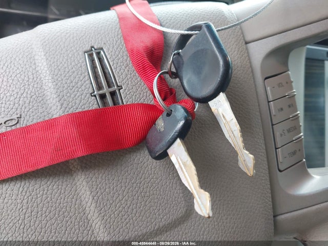 Продаж на аукціоні авто 2007 Lincoln Navigator L, vin: 5LMFL27517LJ14427, номер лоту: 45944448
