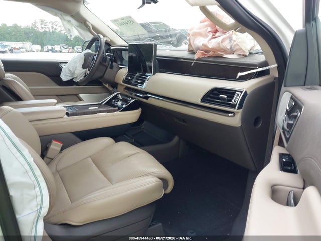 2022 Lincoln Navigator Reserve L მანქანა იყიდება აუქციონზე, vin: 5LMJJ3LT6NEL03974, აუქციონის ნომერი: 45944463