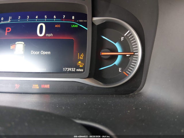 45944522 :رقم المزاد ، 5FNYF5H94KB011010 vin ، 2019 Honda Pilot Touring مزاد بيع