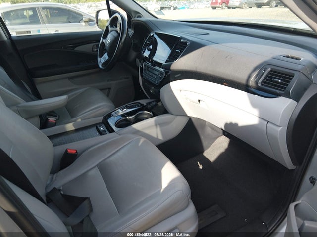 45944522 :رقم المزاد ، 5FNYF5H94KB011010 vin ، 2019 Honda Pilot Touring مزاد بيع