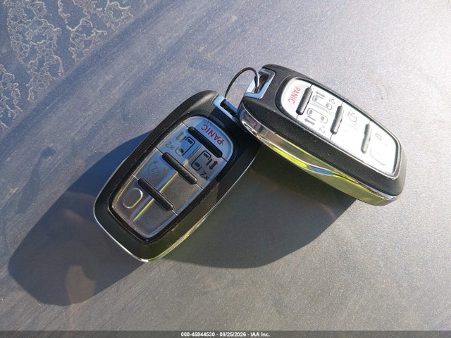 45944530 :رقم المزاد ، 2C4RC1BG7KR593024 vin ، 2019 Chrysler Pacifica Touring L مزاد بيع